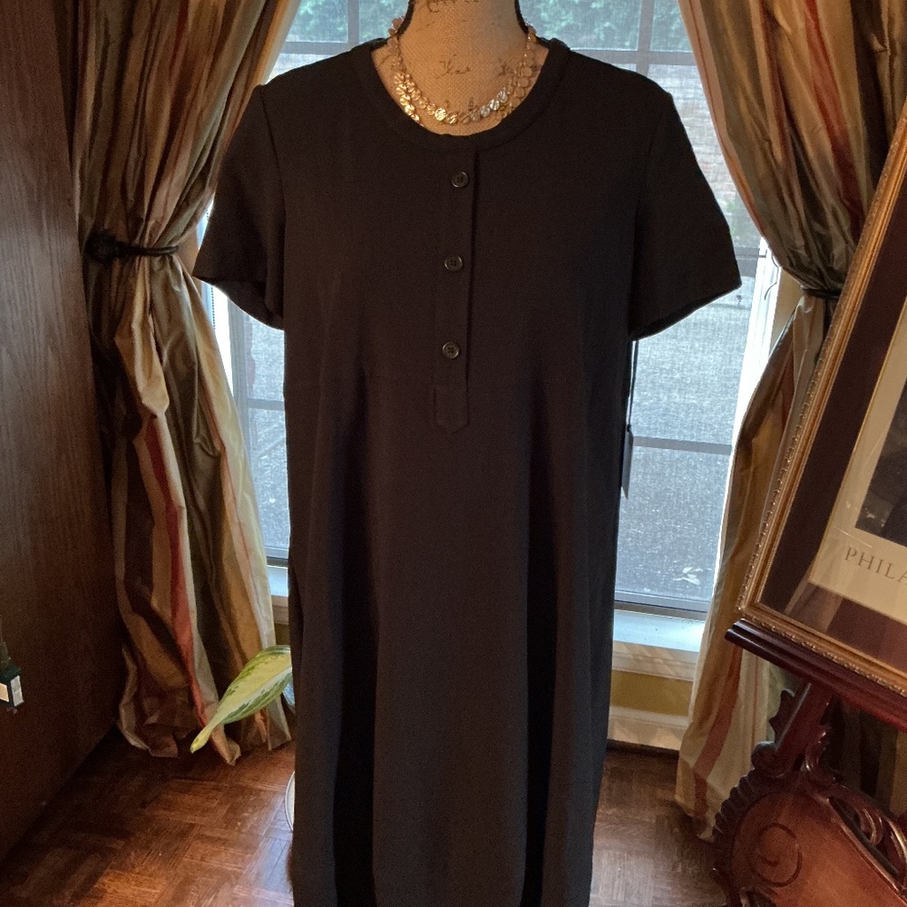 Black midi dress by biancoghiaccio